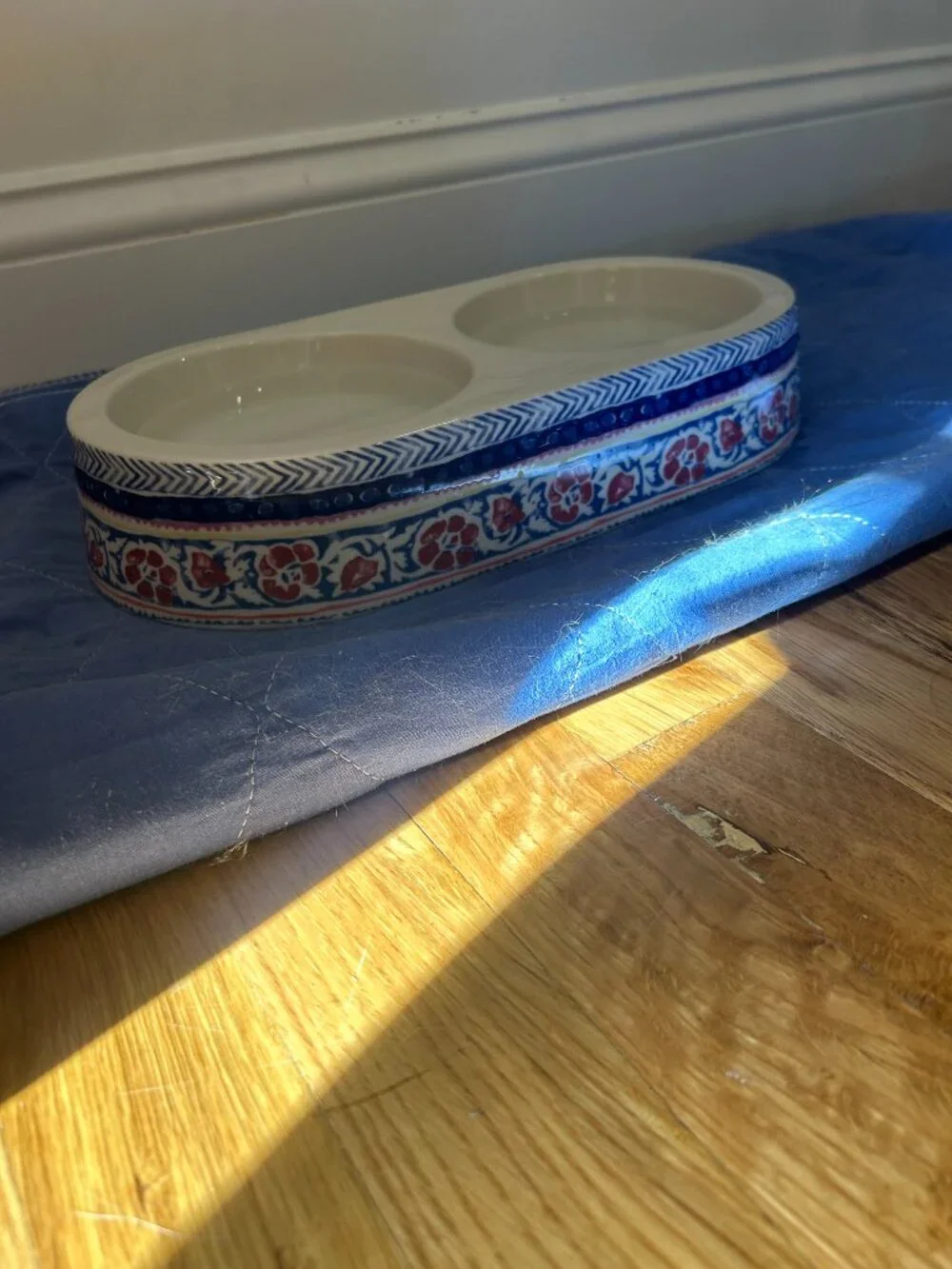Anthropologie Cat (or Dog) Bowl Set – Ceramic Double Pet Dish
